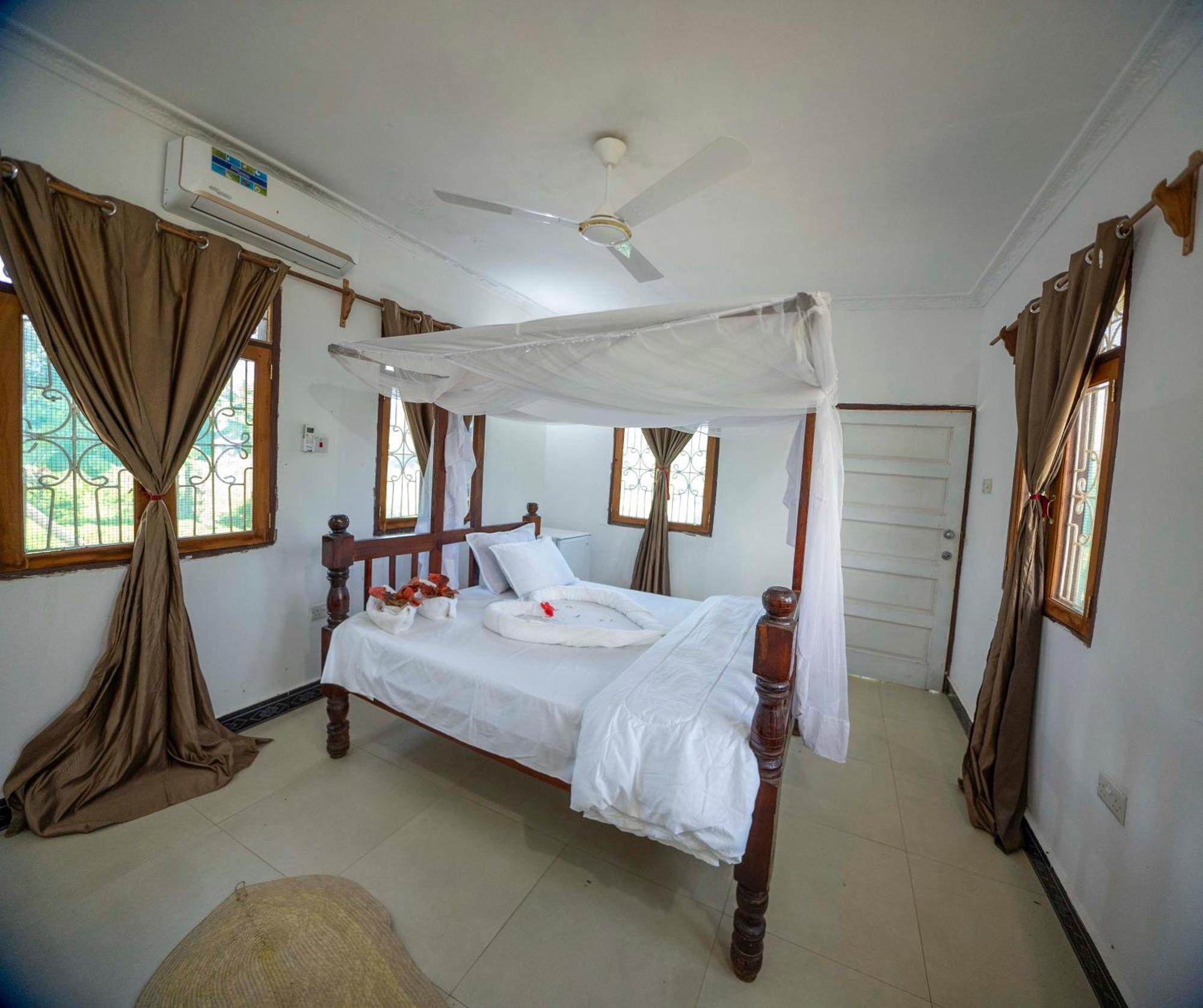 Mangapwani Beach Villa Fujoni Экстерьер фото