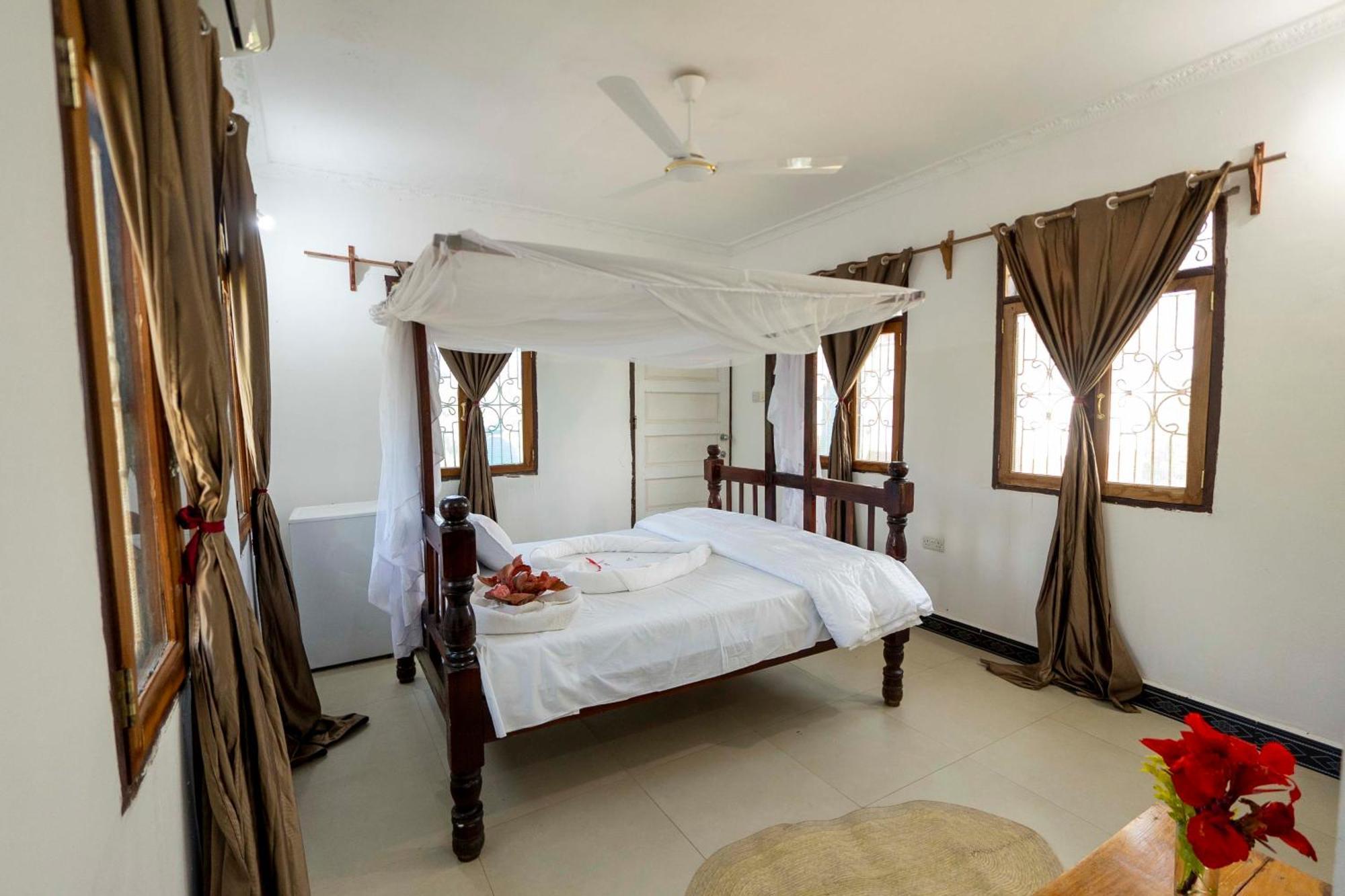 Mangapwani Beach Villa Fujoni Экстерьер фото