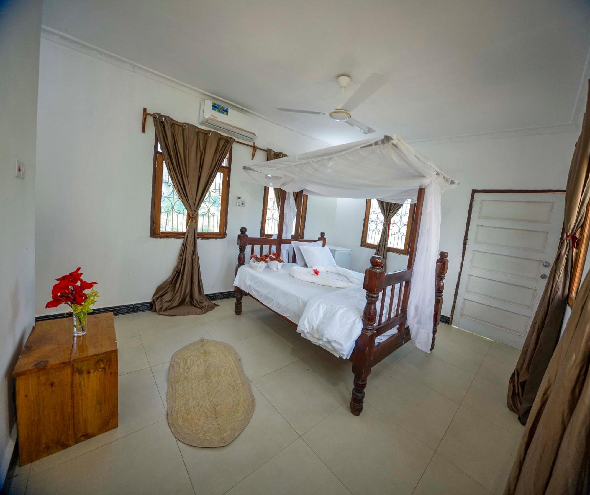 Mangapwani Beach Villa Fujoni Экстерьер фото